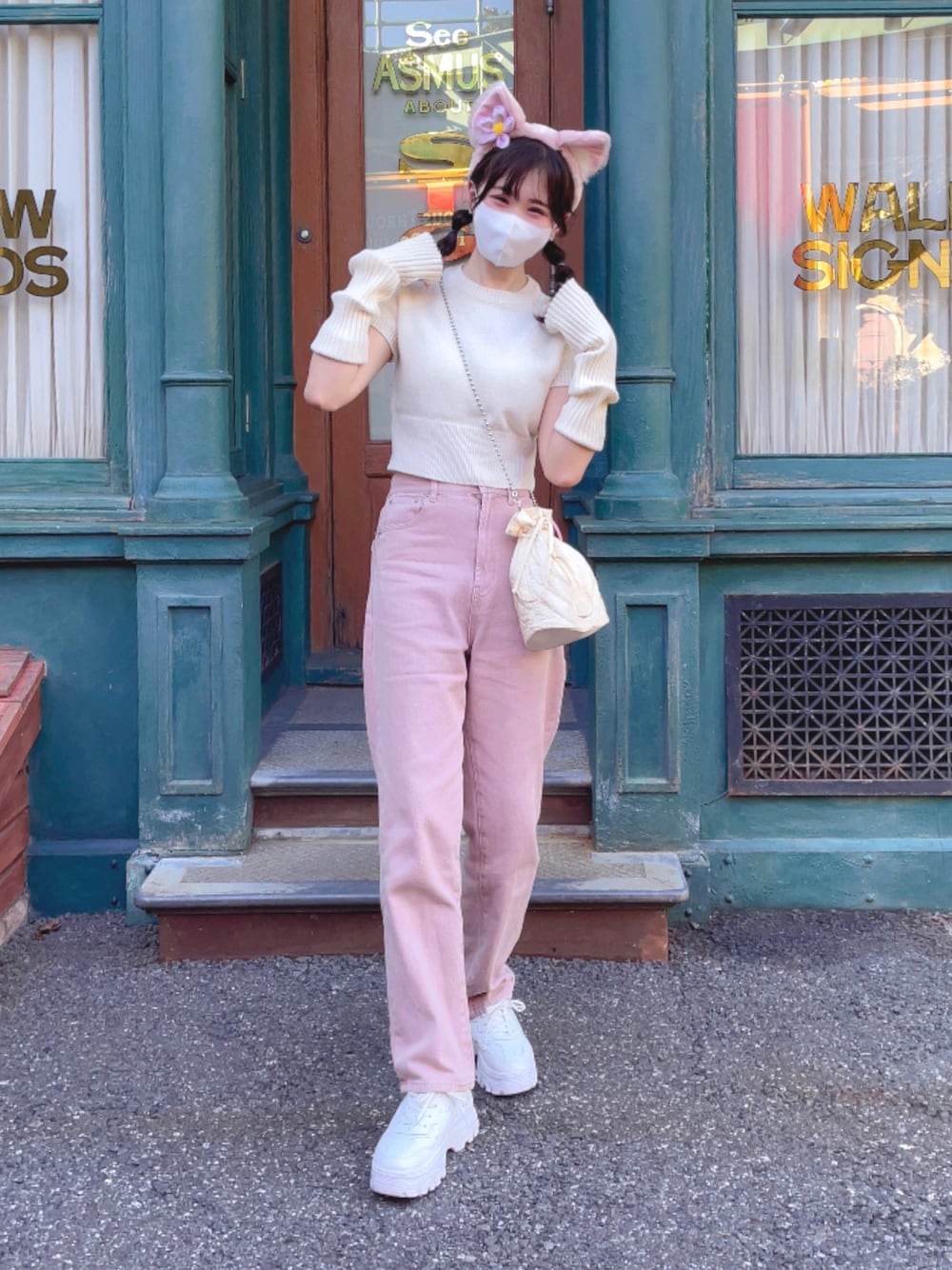 美品 SHENERY ペインターデニムパンツ ワイド ゆったり ピンク 5％OFF】 SHENERY（シーナリー）の「ペインターデニムパンツ