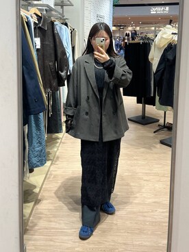 「LOWRYS FARM（ローリーズファーム）のメランジツイルワイドパンツ　242732（スラックス）」を使った、Lunaさん（レディース・155cm）の冬コーディネート