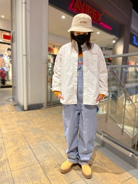 「AVIREX（アヴィレックス）のアイテム（サロペット/オーバーオール）」を使った、はるさん（レディース・162cm）の冬コーディネート