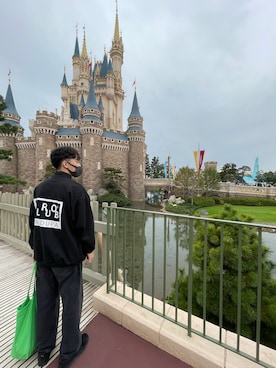 「FREAK'S STORE（フリークスストア）のFROCLUB/フロクラブ スタンダードロゴ スナップ スウェット プルオーバー（Sweatshirt、ブラック系）」を使った、わたぼうさん（メンズ・171cm）の秋コーディネート