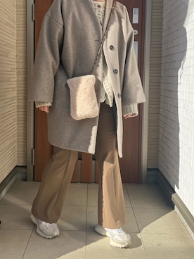 「ニットカーディガン」｜「アイテム（ノーカラージャケット）」を使った、Rさん（レディース・156cm）の冬コーディネート
