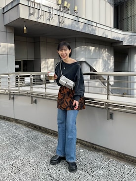 「アイテム（ボディバッグ/ウエストポーチ、シルバー系）」を使った、こなつさん（レディース・158cm）の冬コーディネート