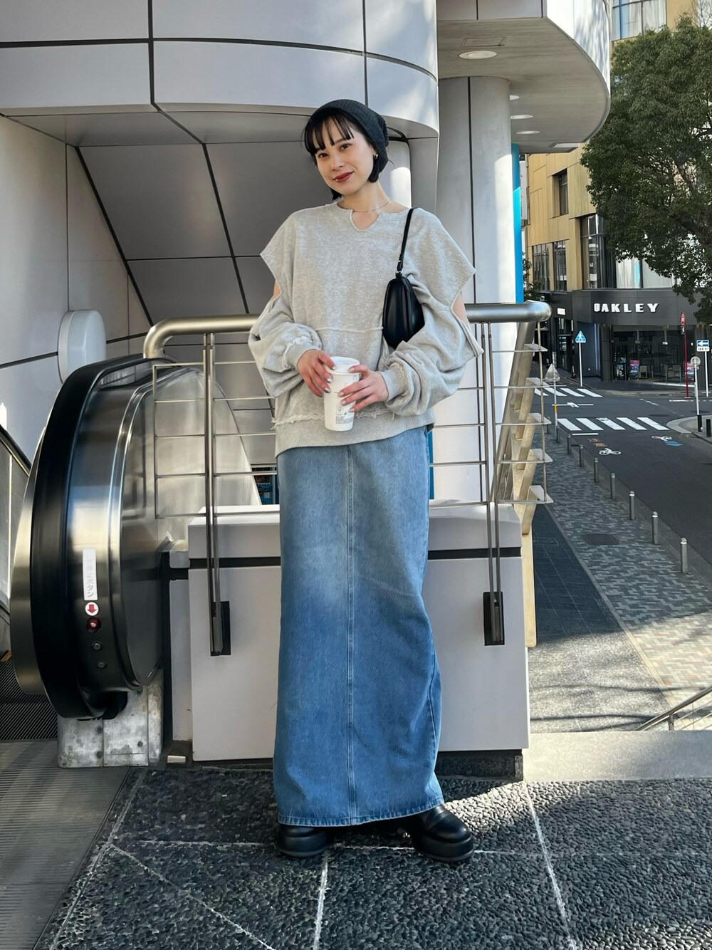 Kastane（カスタネ）の「【初夏まで着れる】カットアウトBIG