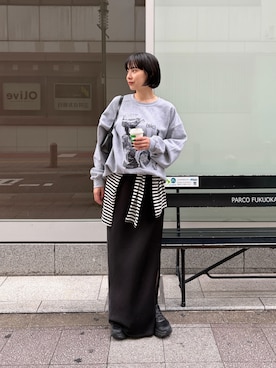 「WHIMSIC（ウィムジック）の【UNISEX/2サイズ展開】sic シルクスクリーンスウェットP/O（Tシャツ/カットソー、グレー系）」を使った、こなつさん（レディース・158cm）の秋コーディネート