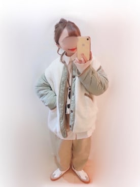 「白ニット」｜「アイテム（ノーカラージャケット）」を使った、まる☺︎さん（レディース・157cm）の秋コーディネート