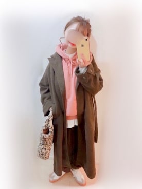 「ジャーマントレーナー」｜「アイテム（チェスターコート）」を使った、まる☺︎さん（レディース・157cm）の冬コーディネート