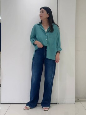 「UNTITLED（アンタイトル）のシルキータッチシアーシャツ（シャツ/ブラウス、ブルー系）」を使った、のんさんさん（レディース）の夏コーディネート