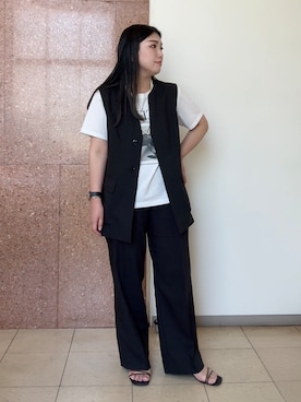 「UNTITLED（アンタイトル）の【UV/接触冷感/セットアップ可】スラブワイドパンツ（その他パンツ、ブラック系）」を使った、のんさんさん（レディース）の夏コーディネート