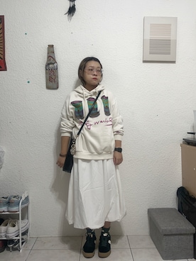 「アイテム（ジャンパースカート）」を使った、Yanさん（レディース・155cm）の秋コーディネート