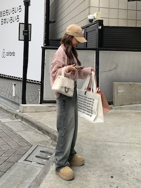「UGG（アグ）のアイテム」を使った、mayu さん（レディース・153cm）の冬コーディネート