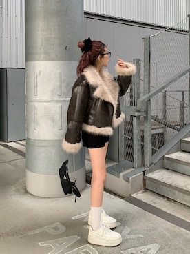 「アイテム（ムートンコート）」を使った、mayu さん（レディース・153cm）の秋コーディネート