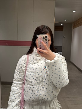 「花柄」｜「アイテム（ダウンジャケット/コート）」を使った、KRNさん（レディース・155cm）の冬コーディネート