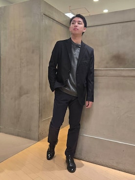 「TAKEO KIKUCHI（タケオキクチ）の【全7サイズ×7色展開！】トップマルチヘリンボン パンツ（スラックス、ブルー系）」を使った、駆さん（メンズ・167cm）の冬コーディネート