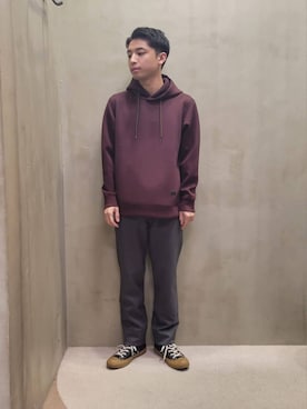 「アイテム（パーカー、レッド系）」を使った、駆さん（メンズ・168cm）の秋コーディネート