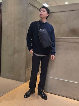 「TAKEO KIKUCHI（タケオキクチ）の【全7サイズ×7色展開！】トップマルチヘリンボン パンツ（スラックス、ブルー系）」を使った、駆さん（メンズ・167cm）の冬コーディネート