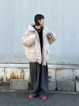 「アウターコーデ」｜「アイテム（スラックス）」を使った、田原美波さん（レディース・158cm）の冬コーディネート
