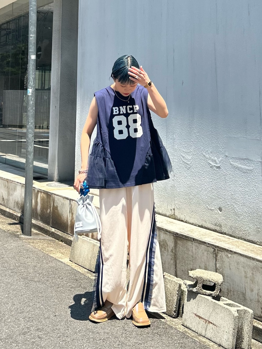 美品　トゥモローランド　パンチング加工　ノーカラー　シャツ　ブラウス　チュニック AMERICAN HOLIC ブラウス シャツ 「WEB限定」接触冷感バンド