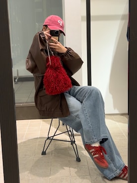 「レッド」｜「アイテム（ブルゾン）」を使った、田原美波さん（レディース・158cm）の秋コーディネート