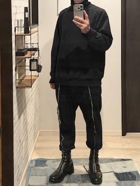「STRUM（ストラム）のアイテム（スウェット、ブラック系）」を使った、adeUさん（メンズ・175cm）の秋コーディネート
