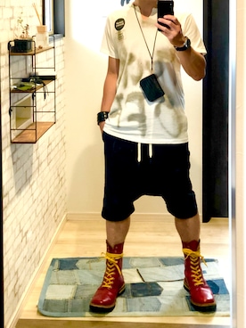 「ISAMU KATAYAMA BACKLASH（イサムカタヤマバックラッシュ）のアイテム（デニムパンツ）」を使った、adeUさん（メンズ・175cm）の夏コーディネート