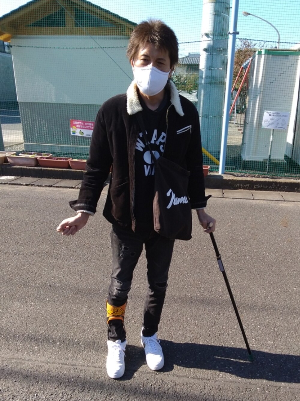 「ウォーキングスタイル」｜「WTAPSのダブルタップス（マスク、ホワイト系）」を使った、🤘hiroyuki🤘さん（メンズ・181cm）の秋コーディネートの1枚目の写真