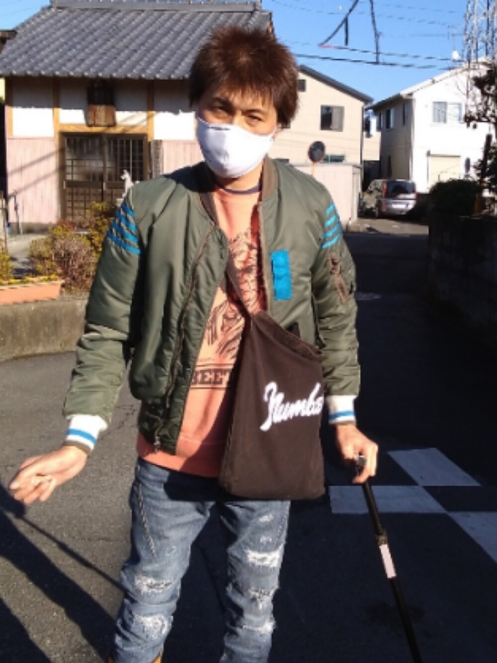 「ウォーキングスタイル」｜「WTAPSのダブルタップス（マスク、ホワイト系）」を使った、🤘hiroyuki🤘さん（メンズ・181cm）の冬コーディネートの1枚目の写真