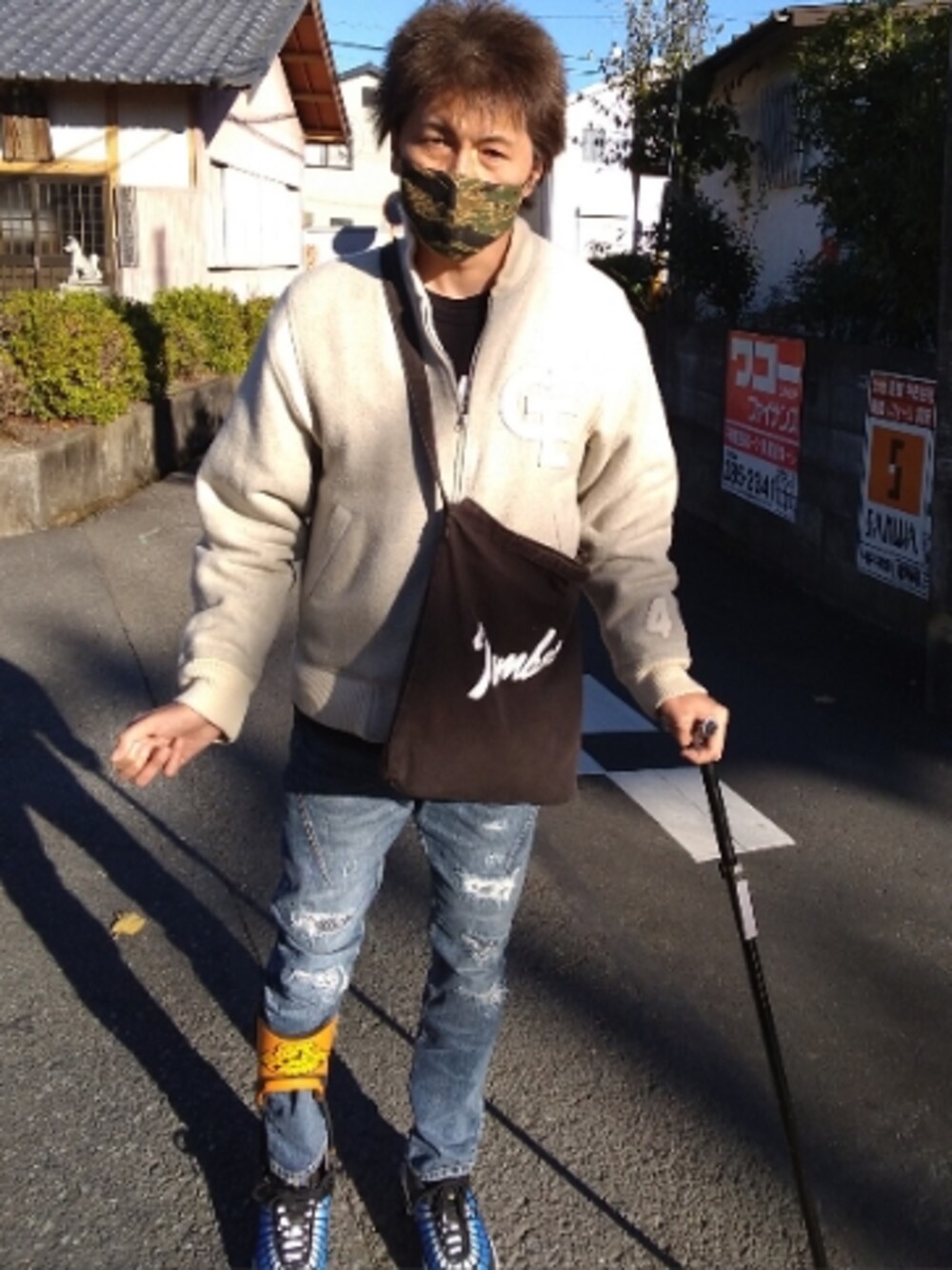 「ウォーキングスタイル」｜「楽天のマスク（その他、グリーン系）」を使った、🤘hiroyuki🤘さん（メンズ・181cm）の秋コーディネートの1枚目の写真
