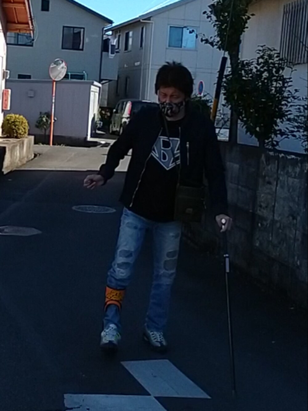 「ウォーキングスタイル」｜「NUMBER (N)INEのライダースデザイン（MA-1、ブラック系）」を使った、🤘hiroyuki🤘さん（メンズ・181cm）の冬コーディネートの1枚目の写真