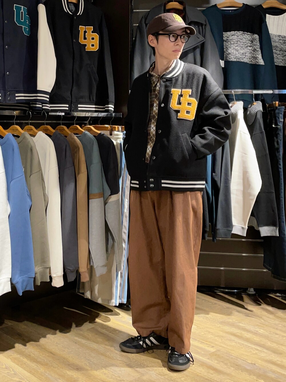 US.BOARDERのスタジャンを使った人気ファッションコーディネート - WEAR