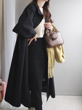 「ケーブルニット」｜「アイテム（トレンチコート）」を使った、yu.さん（レディース・165cm）の秋コーディネート