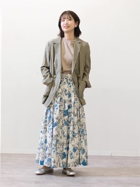 「タックスカート」｜uniさん（レディース・156cm）の春コーディネート