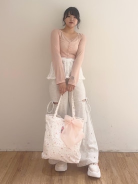 「MAJESTIC LEGON（マジェスティックレゴン）のアイテム」を使った、れいなさん（レディース・156cm）の夏コーディネート
