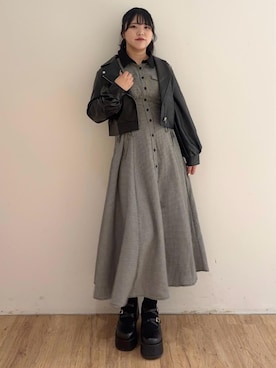 「アイテム（シャツワンピース）」を使った、れいなさん（レディース・156cm）の秋コーディネート