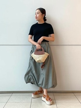 「EFFE BEAMS（エッフェビームス）のアイテム」を使った、Demi-Luxe BEAMSさん（レディース・158cm）の春コーディネート