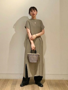 「PHILIPPE AUDIBERT（フィリップ オーディベール）のアイテム（バングル/リストバンド）」を使った、Demi-Luxe BEAMSさん（レディース・160cm）の夏コーディネート