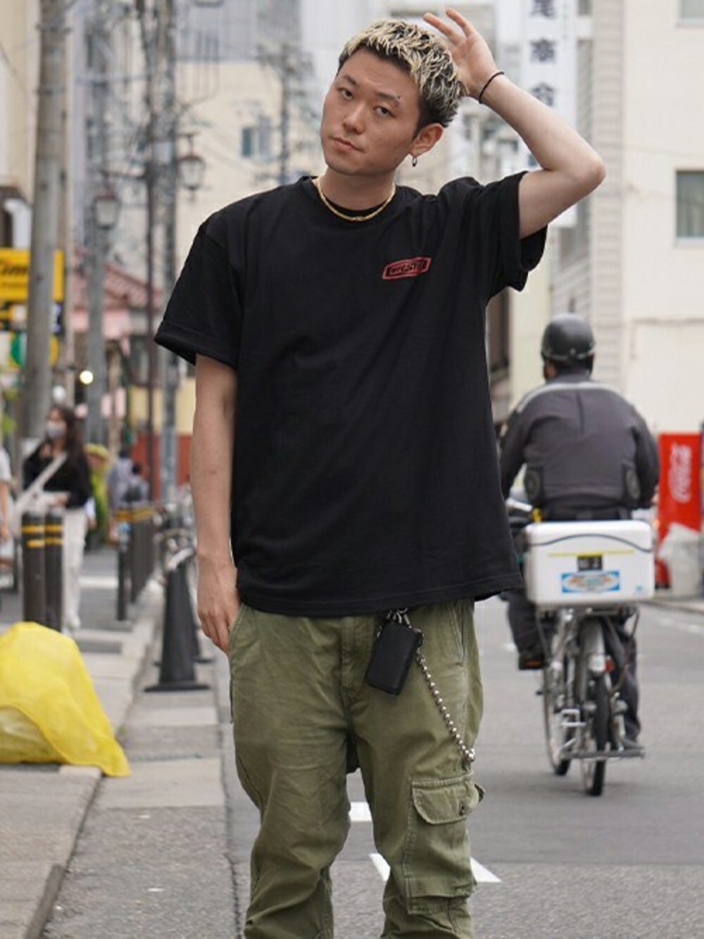 「ロゴT、Tシャツ、ストリート、シンプルコーデ、コーディネート、夏コーデ、ストリートコーデ、MFCSTORE、MFC STORE」｜「MFC STOREのMFC STORE Emblem Logo S/S TEE（Tシャツ/カットソー、ブラック系）」を使った、MFC STORE 名古屋さん（メンズ・178cm）の夏コーディネートの1枚目の写真