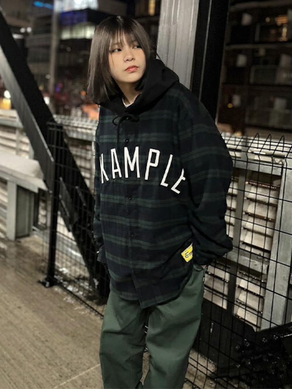 「チェック、ストリート、ブラックウォッチ、ベースボールシャツ、シンプルスタイル、メンズコーデ、アーチロゴ、example、MFCSTORE、MFC STORE」｜「EXAMPLEのEXAMPLE ARCH LOGO BB SHIRTS（シャツ/ブラウス、その他）」を使った、MFC STORE 名古屋さん（レディース・161cm）の冬コーディネートの1枚目の写真