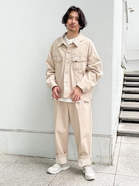 「スリット」｜「アイテム（デニムジャケット）」を使った、THE SHOP TK officialさん（メンズ・173cm）の秋コーディネート