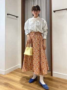 「Aラインスカート」｜「アイテム（バレエシューズ）」を使った、村上さん（レディース・160cm）の冬コーディネート