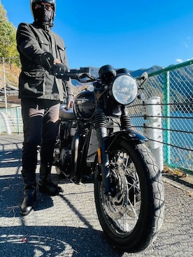 「Chippewa（チペワ）のアイテム」を使った、Koichiro Akiyamaさん（メンズ・187cm）の冬コーディネート