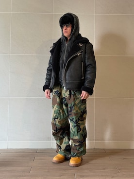 「アイテム（ムートンコート）」を使った、Takashi.e.rさん（メンズ・165cm）の冬コーディネート