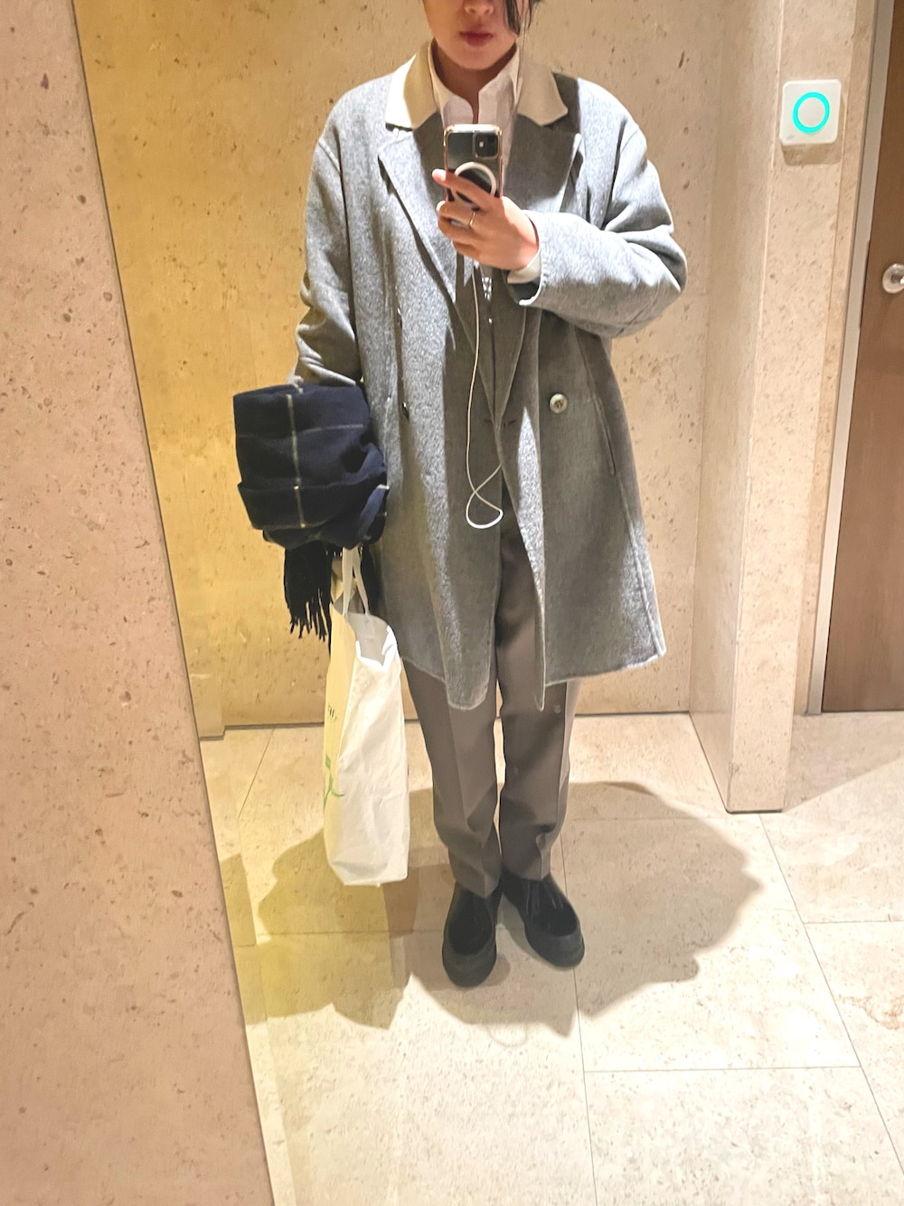 Kaonのチェスターコートを使った人気ファッションコーディネート - WEAR