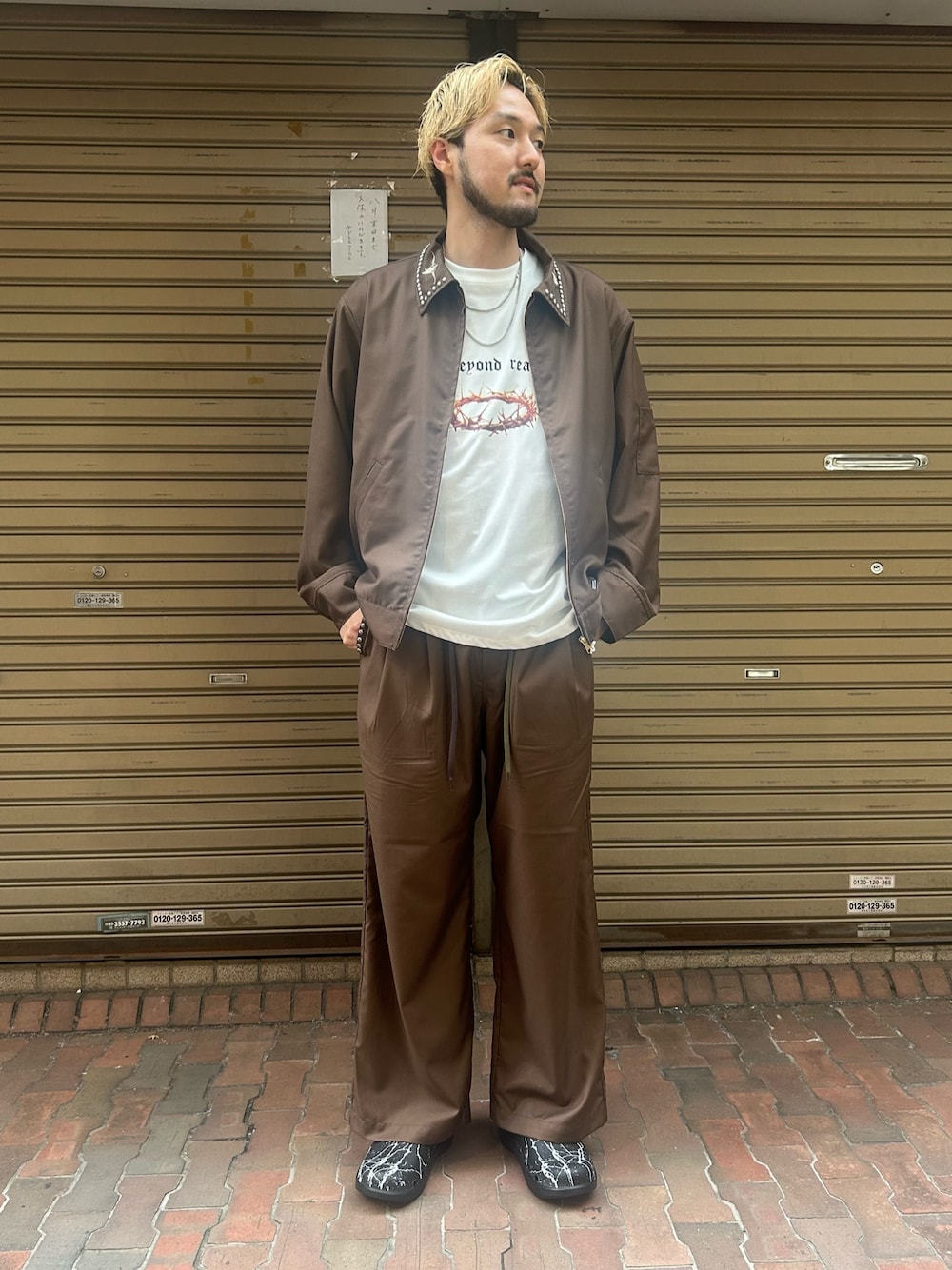 「Children of the discordanceのDickiesxChildren of the discordance/Dickies Jacket（その他アウター、ブラウン系）」を使った、Renさん（メンズ・182cm）の秋コーディネートの1枚目の写真