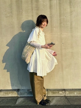 「GU（ジーユー）のアイテム（チノパンツ）」を使った、村濱 遥さん（レディース・162cm）の夏コーディネート