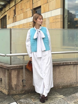 「HARUTA（ハルタ）のHARUTA　ハルタ　人工ローファー2E　4514（ローファー、ブラウン系）」を使った、村濱 遥さん（レディース・162cm）の春コーディネート