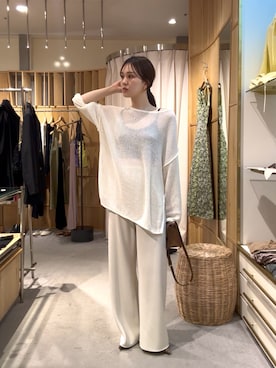 「SHENERY（シーナリー）のリネンオーバーニット（ニット/セーター、ホワイト系）」を使った、Chisato Tagamiさん（レディース・163cm）の春コーディネート