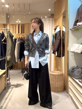 「アイテム（トートバッグ）」を使った、Chisato Tagamiさん（レディース・163cm）の秋コーディネート