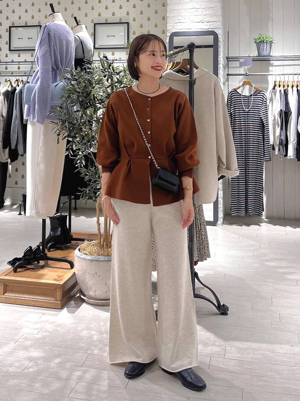 maruページ maru（apart by lowrys コトチカ京都）のコーディネート一覧 - WEAR