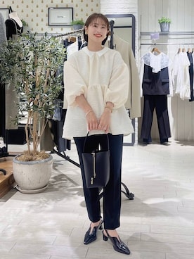 「A part by（アパートバイ）の【セレモニー】C*ジャガードブラウスセットアップ（スーツセット、ホワイト系）」を使った、maruさん（レディース・158cm）の冬コーディネート