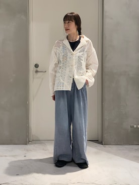 「CIAOPANIC TYPY（チャオパニックティピー）の【india】レースリメイク風シャツジャケット（シャツ/ブラウス、ホワイト系）」を使った、ささきともみさん（レディース・158cm）の春コーディネート